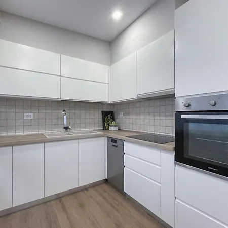 Ines Apartment *